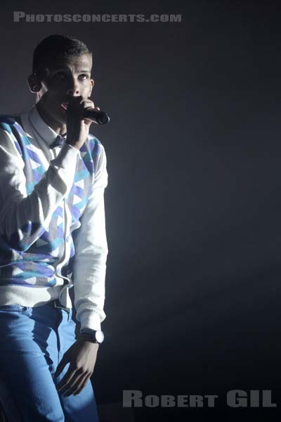 STROMAE - 2011-07-01 - BELFORT - Presqu'ile du Malsaucy - 